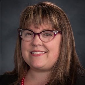 Meet your Posher, Crystal